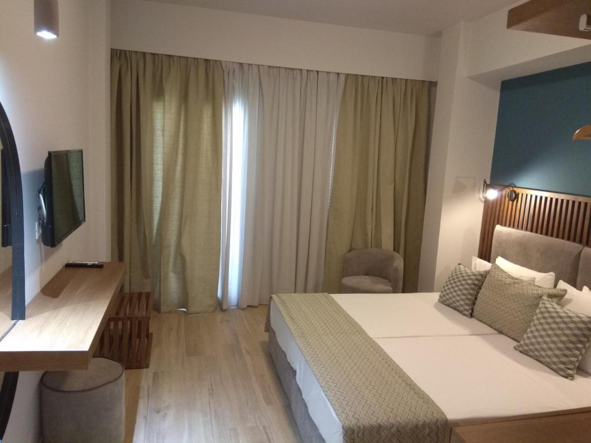 Ariadni Rooms & Apartments Ermoupoli Bagian luar foto