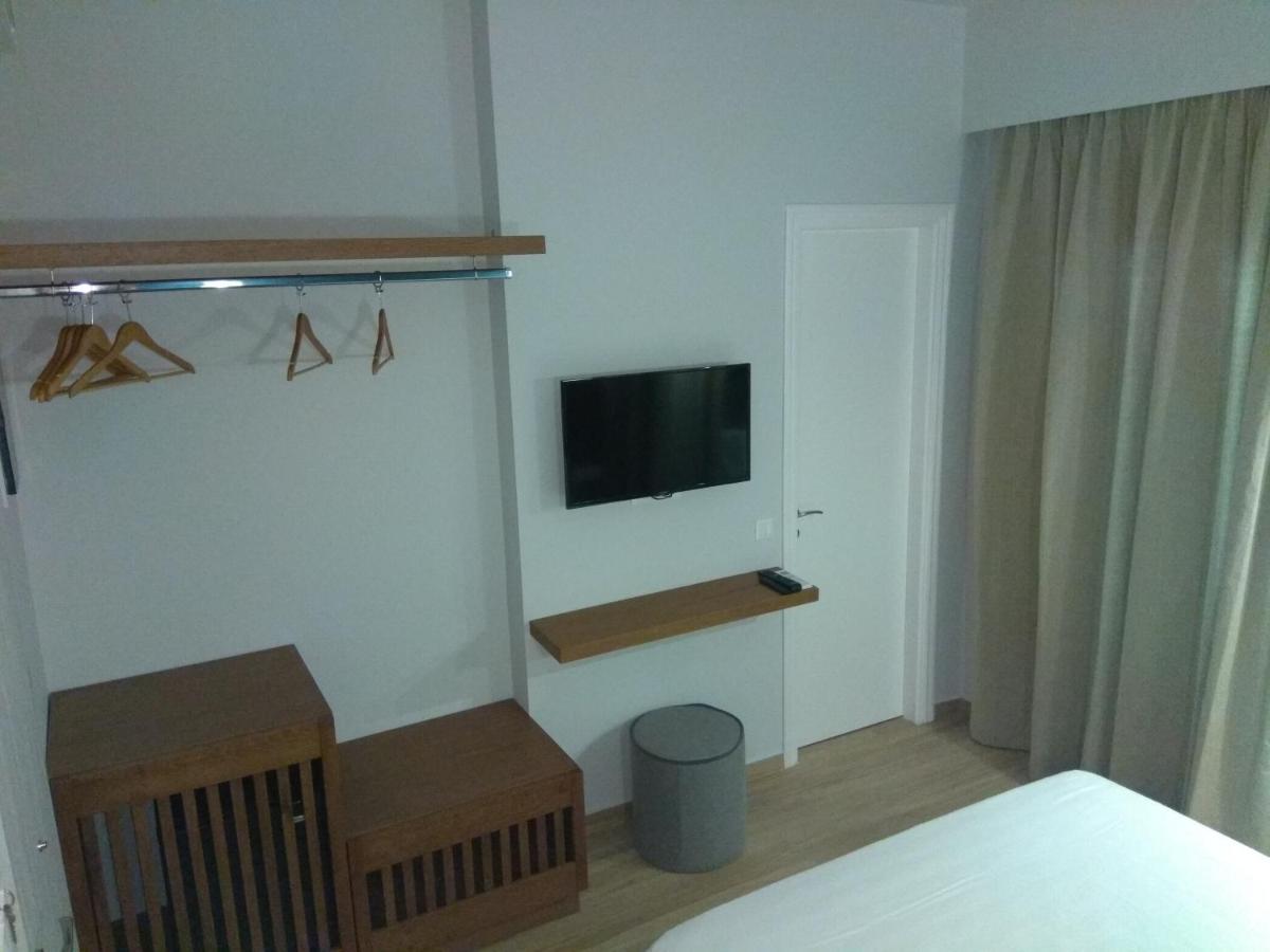 Ariadni Rooms & Apartments Ermoupoli Bagian luar foto
