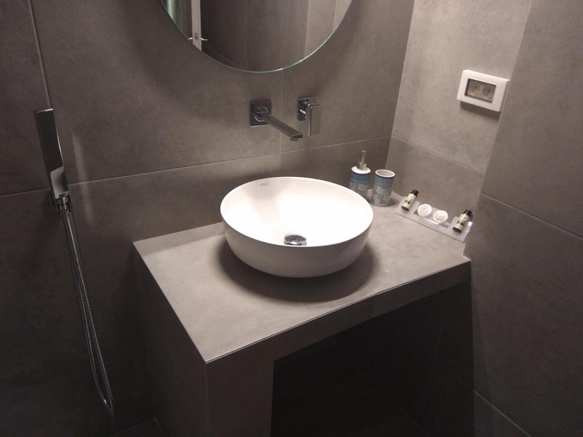 Ariadni Rooms & Apartments Ermoupoli Bagian luar foto