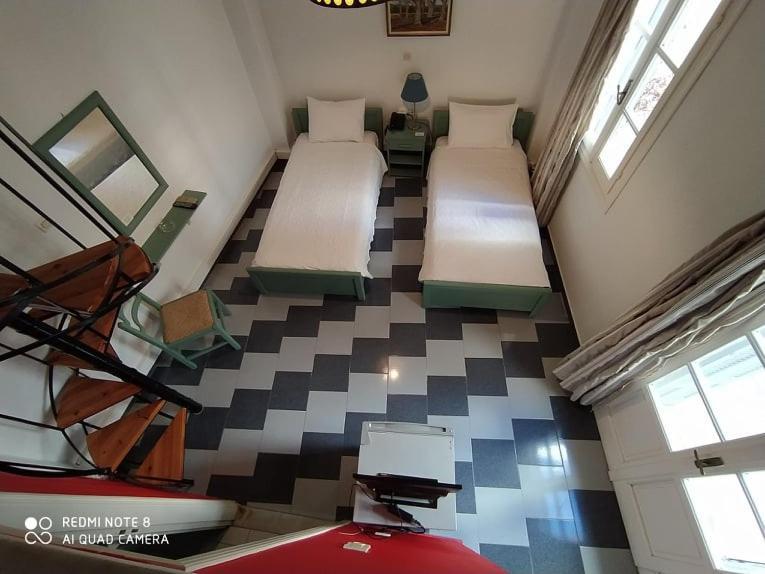Ariadni Rooms & Apartments Ermoupoli Bagian luar foto