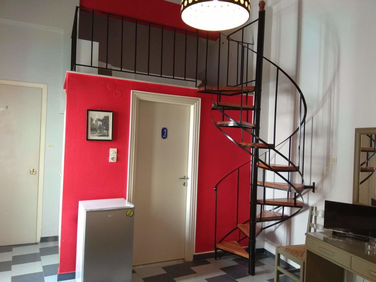 Ariadni Rooms & Apartments Ermoupoli Bagian luar foto